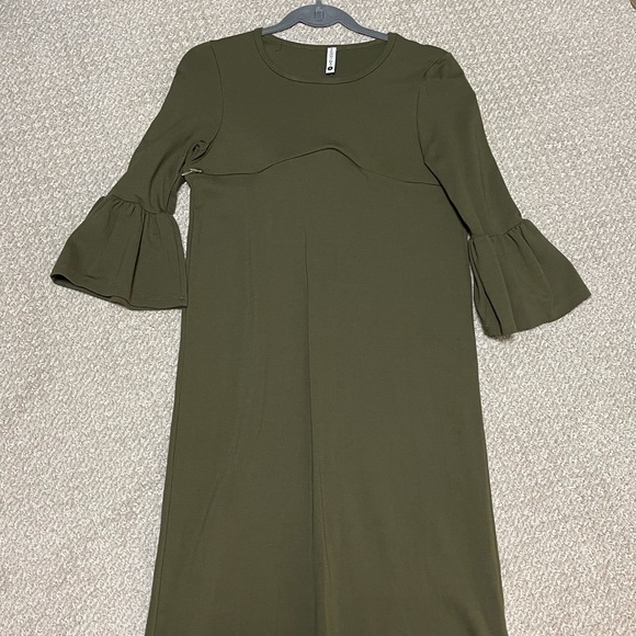 Harper and Bay Nursing Dress Olive Bell Sleeve S - Picture 2 of 5